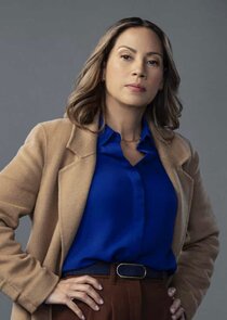Elizabeth Rodriguez
as Detective Crystal Morales