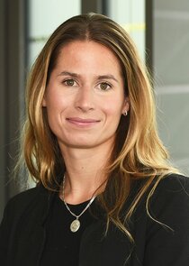 Cherry Seaborn
as Cherry Seaborn