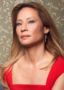 Lucy Liu
as Dr. Joan Watson