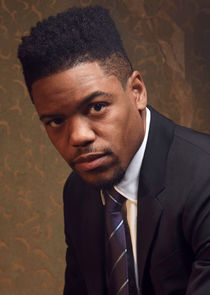 Jon Michael Hill
as Detective Marcus Bell