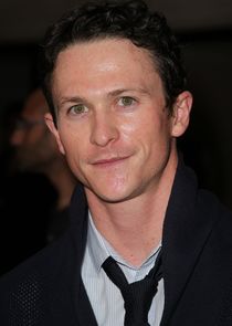 Jonathan Tucker
as Dylan James