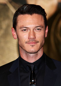 Luke Evans
as Alex 