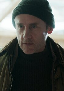 Cal MacAninch
as Ben Oakley