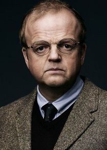 Toby Jones
as David Pilcher / Dr. Jenkins