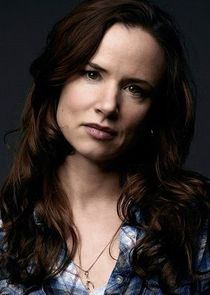 Juliette Lewis
as Beverly Brown