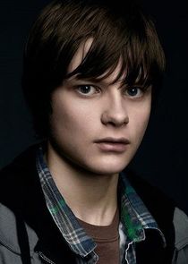 Charlie Tahan
as Ben Burke
