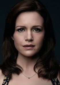 Carla Gugino
as Kate Hewson