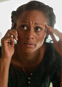 Nika King
as Leslie Bennett