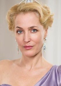 Gillian Anderson
as Anna Pavlovna