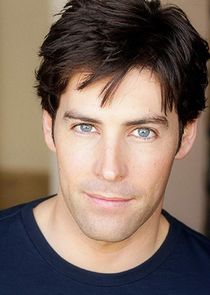 Jordan Belfi
as Adam Davies