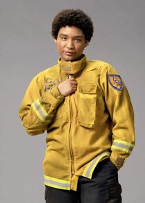 Jules Latimer
as Eve Edwards