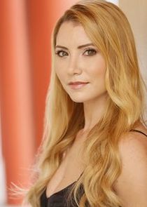 Katie McCabe
as Country Music Video Vixen