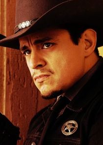 Jesse Garcia
as Freddie Gonzalez