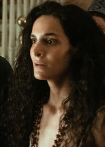 Pegah Ghafoori
as Fatima Hassan