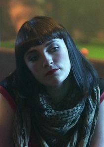 Charlotte Ritchie
as Oregon