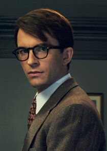 Jonathan Bailey
as Tim Laughlin