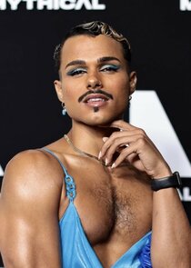 Tomás Matos
as Chester