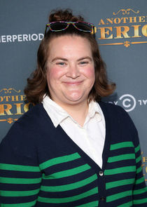 Betsy Sodaro
as Squirrel