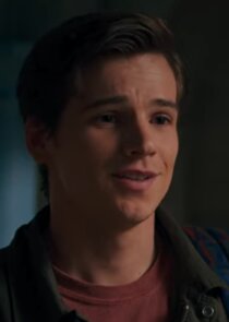 Jacob Dudman
as Sam Harvey