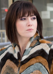 Mary Elizabeth Winstead
as Nikki Swango