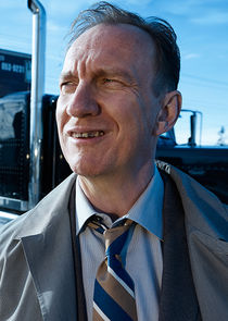 David Thewlis
as V.M. Varga