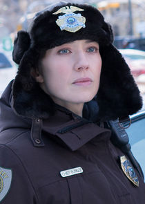 Carrie Coon
as Gloria Burgle