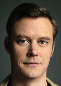 Michael Dorman
as Gordo Stevens