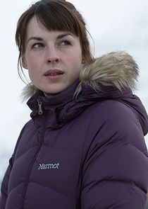 Jessica Raine
as Julia 'Jules' Sutter