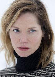 Sienna Guillory
as Natalie Yelburton