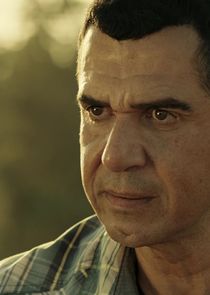 Itzik Cohen
as Gabi 'Captain Eyov'