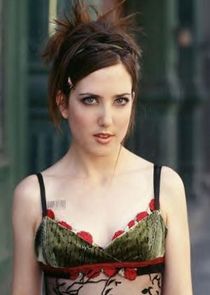 Amanda Foreman
as Meghan Rotundi