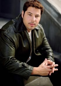 Greg Grunberg
as Sean Blumberg
