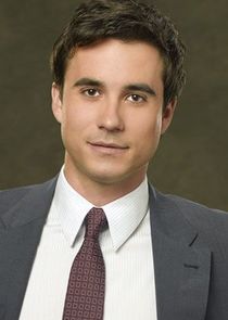 Sean Wing
as Chad Griffin