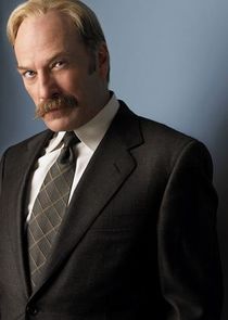 Ted Levine
as Alan Shepard