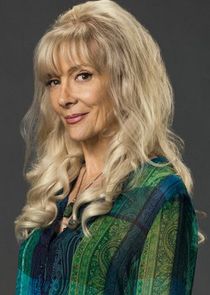 Glenne Headly
as Diane Futturman