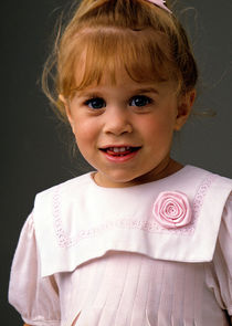 Mary-Kate Olsen
as Michelle Elizabeth Tanner