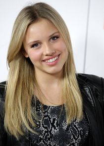 Gracie Dzienny
as Elinor Fairmont