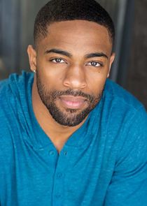 Phillip Mullings, Jr.
as Theo Burns