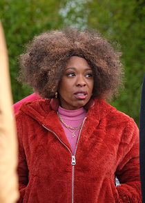 Dominique Moore
as Yasmina Dunne