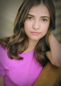 Soni Nicole Bringas
as Ramona Gibbler