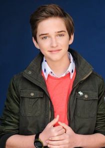 Michael Campion
as Jackson Fuller