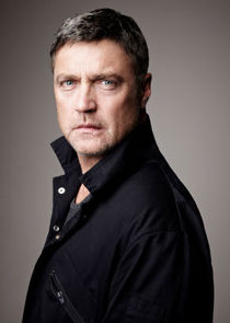 Vincent Regan
as Tony