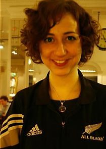 Kristen Schaal
as Mel