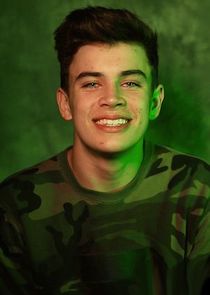 Hayes Grier
as Noodle Nelson