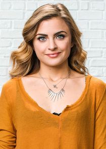 Stephanie Simbari
as Stephanie Simbari