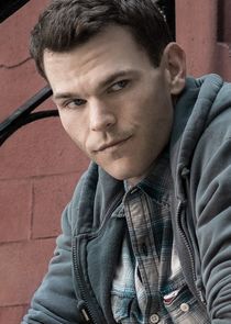 Josh Helman
as Bryan Robbins
