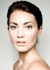 Tanit Phoenix
as Lilith