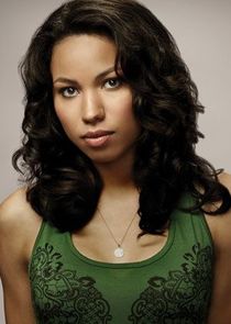 Jurnee Smollett
as Jess Merriweather