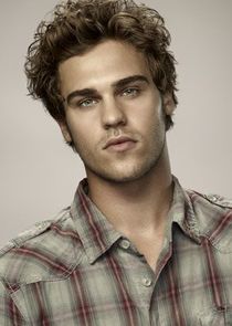 Grey Damon
as Hastings Ruckle