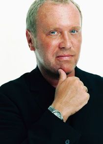 Michael Kors
as Judge